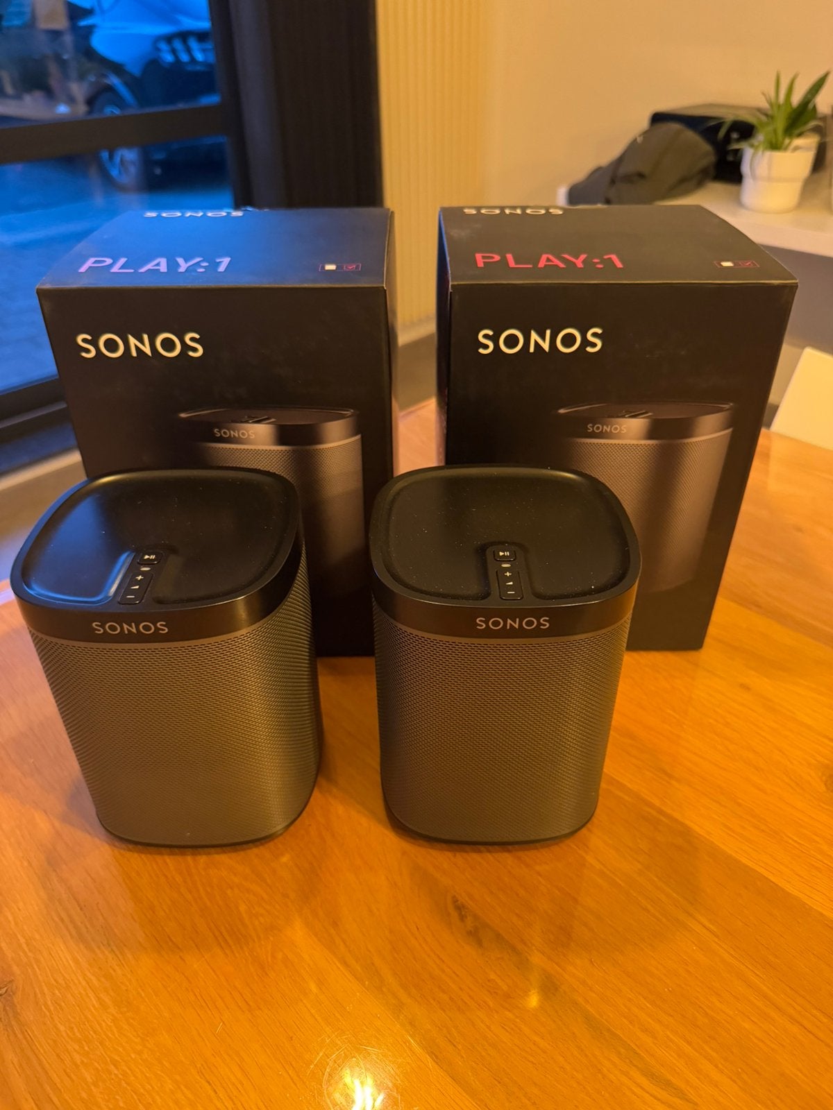 Sonos play 1 twee stuks - nieuwstaat, Audio, Tv en Foto, Slimme speaker, Zo goed als nieuw, 60 tot 120 watt, Sonos
