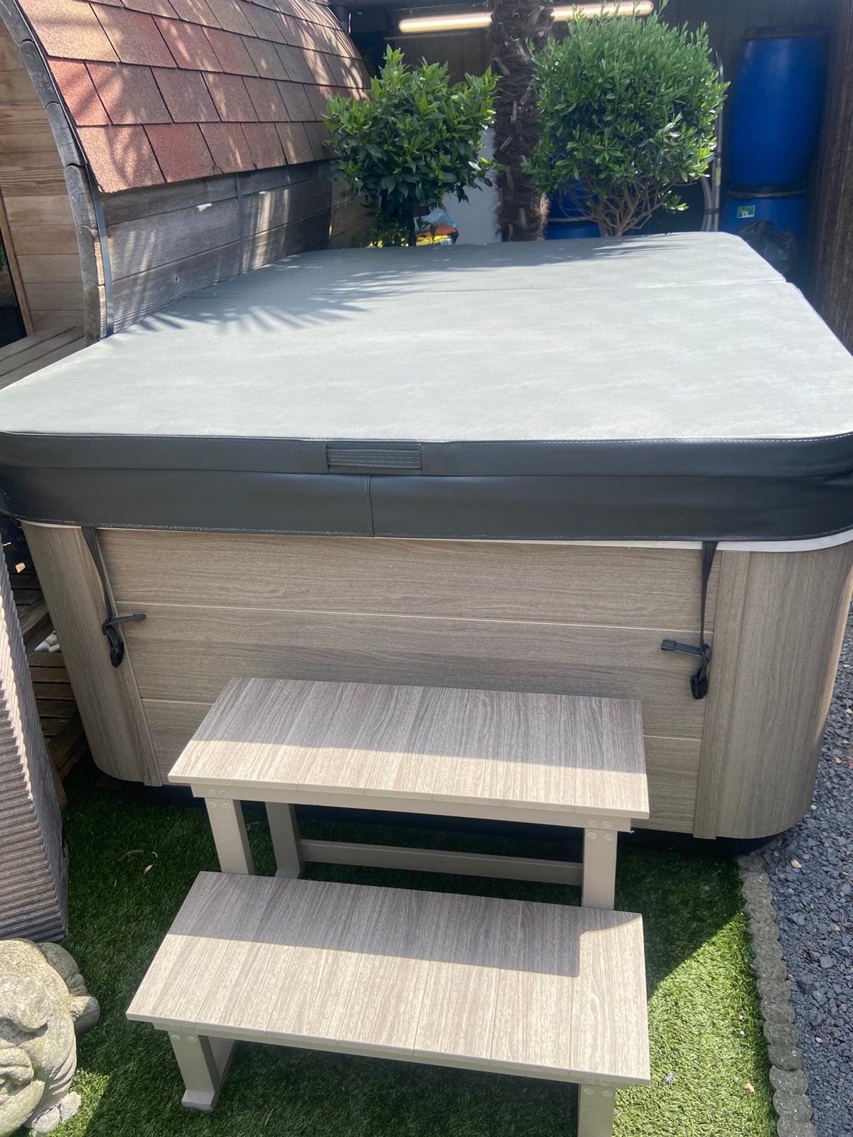 Jacuzi 3 personen met led verlichting, Ophalen, Zo goed als nieuw