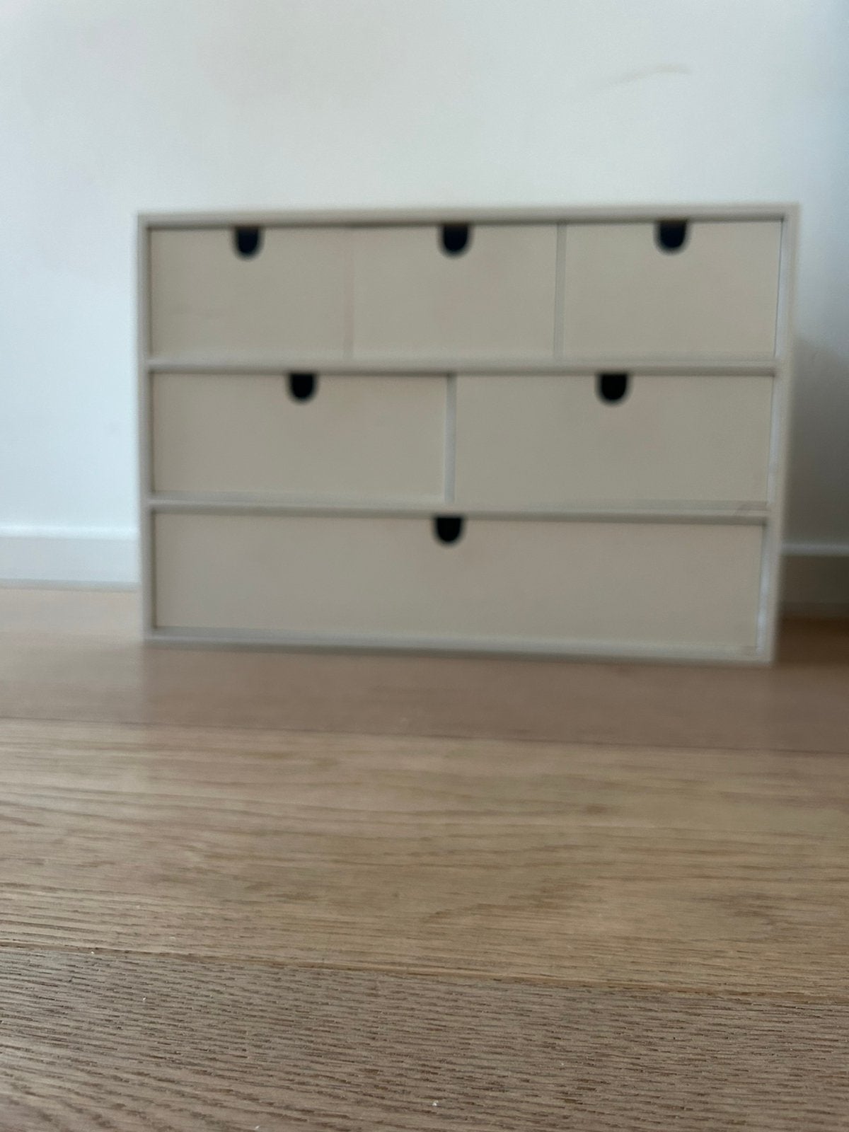 Houten kastje met lades, Enlèvement, Utilisé