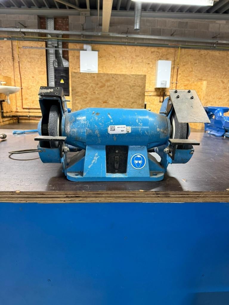 slijpsteen machine, Ophalen, Gebruikt, 700 tot 1000 watt, Werkbankslijpmachine