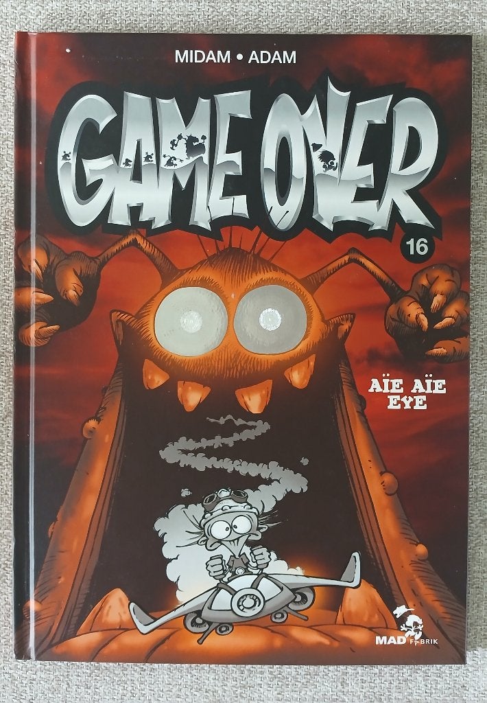 BD Game Over 16 Aïe aïe eye TTB Midam, Livres, Une BD, Enlèvement ou Envoi, Utilisé