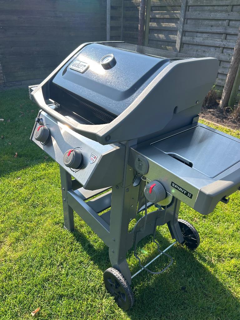 Weber gas BBQ met zijbrander, Tuin en Terras, Gasbarbecues, Ophalen, Zo goed als nieuw, Weber