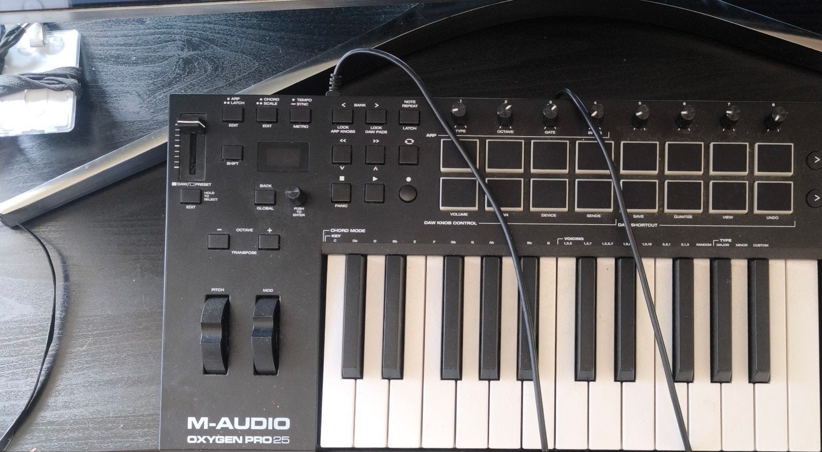 M-Audio Oxygen Pro 25, Muziek en Instrumenten, Midi-apparatuur, Ophalen, Zo goed als nieuw