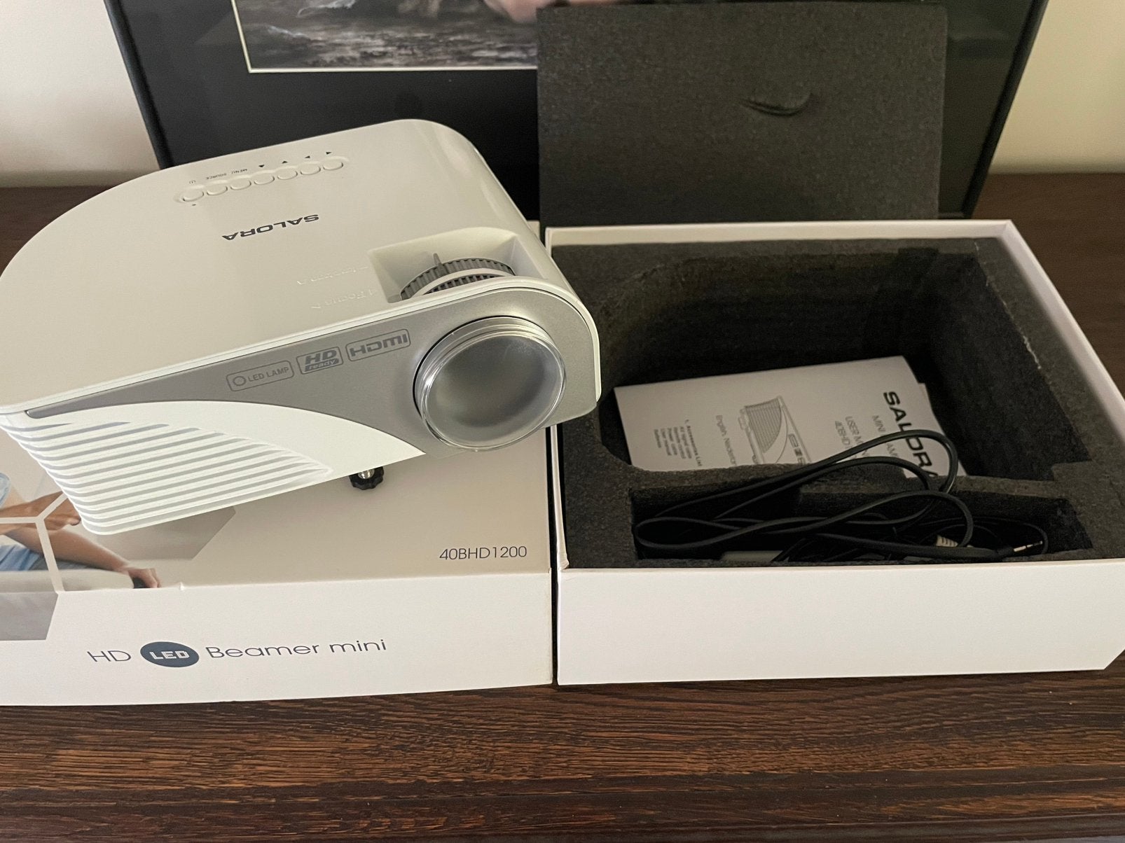 Led beamer, Ophalen, Zo goed als nieuw, LED