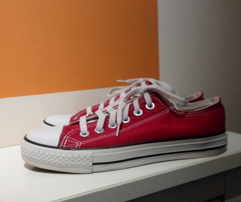 Converse Chuck Taylor All Star Basses Rouges – P.37/23.5 cm, Vêtements | Femmes, Chaussures, Rouge, Enlèvement ou Envoi, Sneakers et Baskets