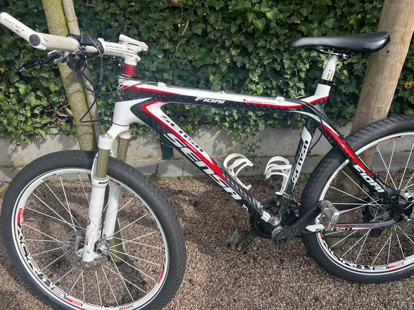 Mountainbike in carbon, Enlèvement, Comme neuf