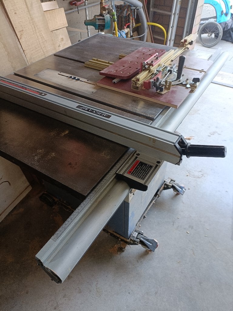 Tafelzaag met toebehoren, Doe-het-zelf en Bouw, Ophalen, Zo goed als nieuw, Cirkelzaag, HBM machines