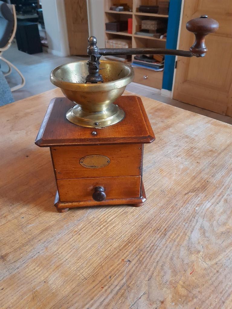 Antieke koffiemolen Peugeot, Antiek en Kunst, Ophalen of Verzenden