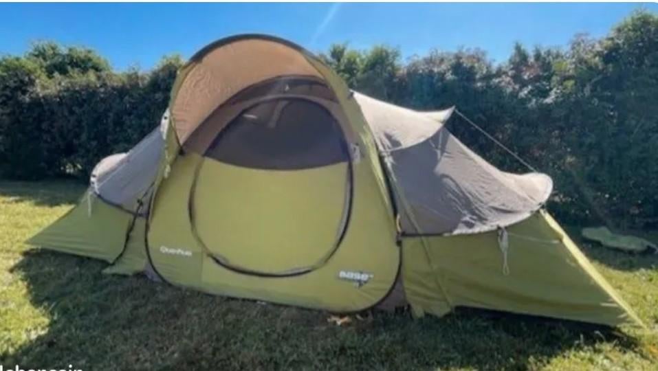 Base Seconds 4.2 Quechua Pop-uptent, Caravans en Kamperen, Tenten, Ophalen