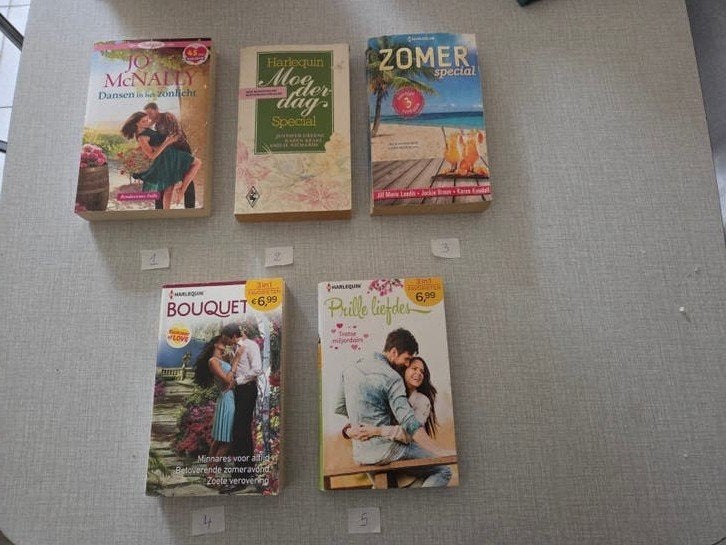 5 x Harlequin special., Boeken, Ophalen of Verzenden