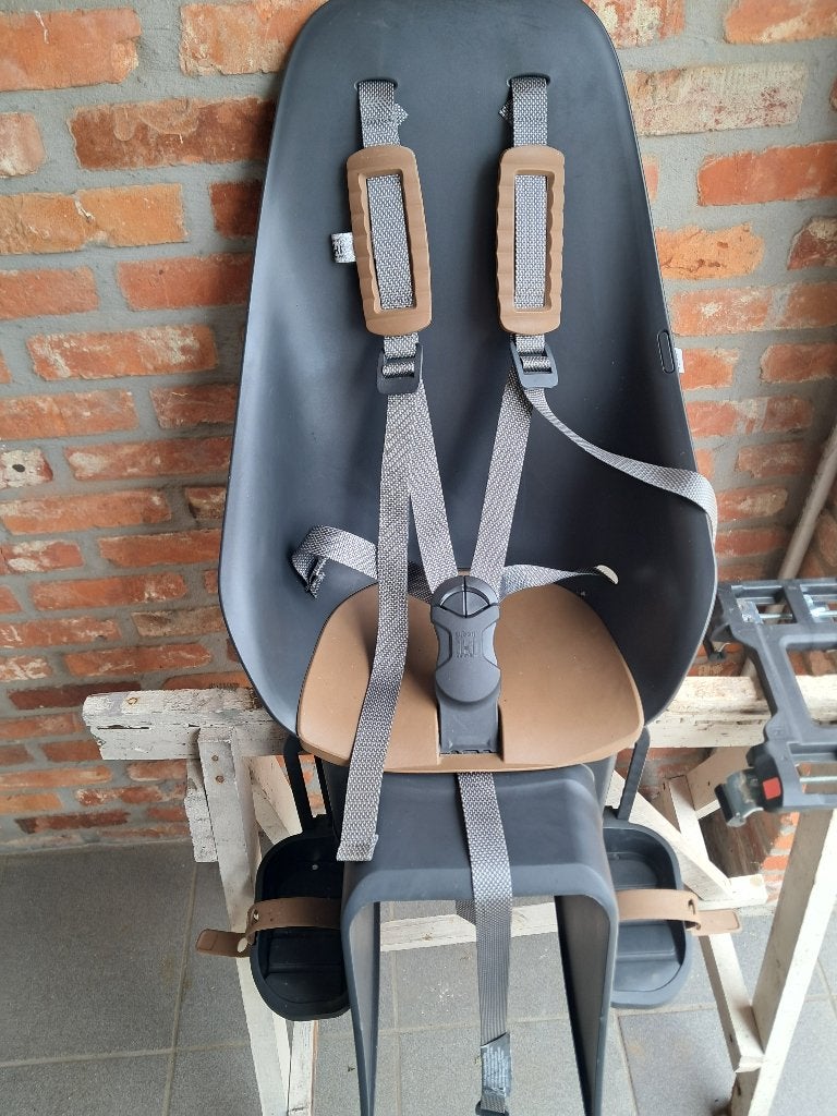 Fietsstoeltje Urban IKI - Als nieuw., Vélos & Vélomoteurs, Accessoires vélo | Sièges de vélo, Urban IKI, 0 à 18 kg, Repose-pieds