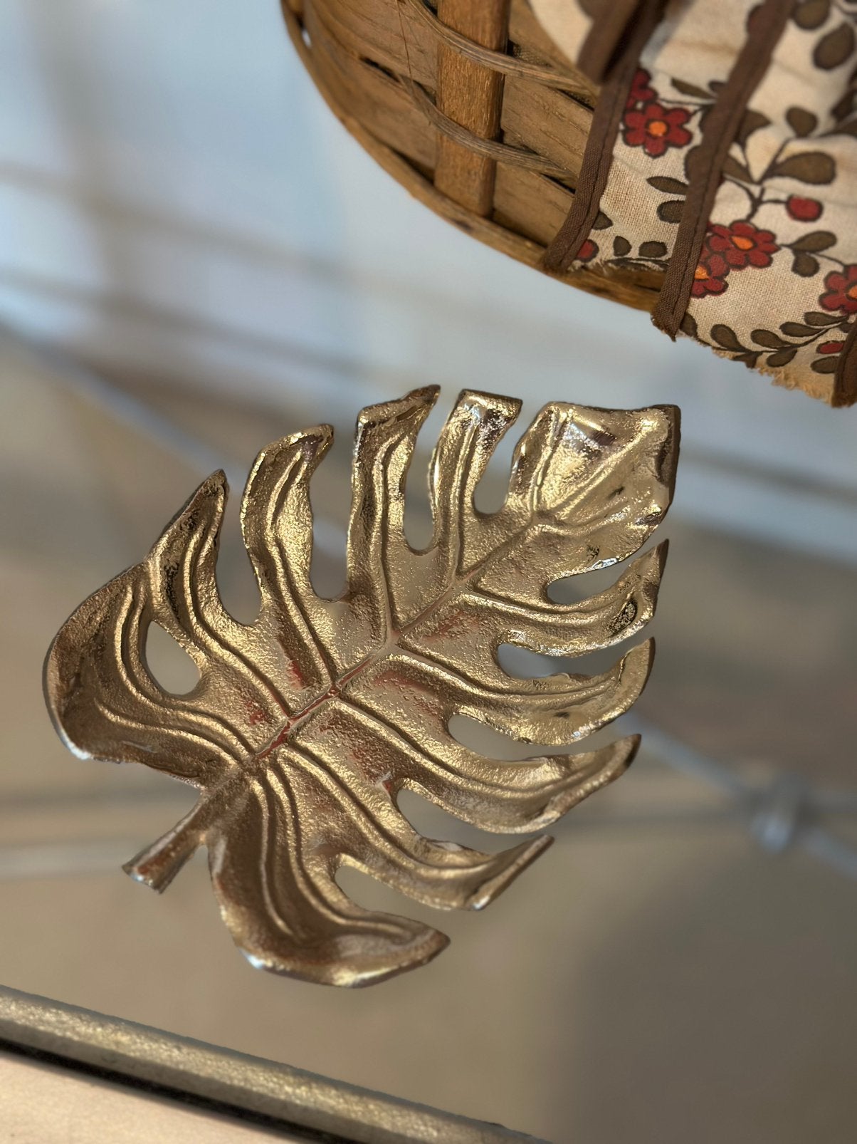 Plateau décoratif en forme de feuille - Métal argenté, Enlèvement ou Envoi