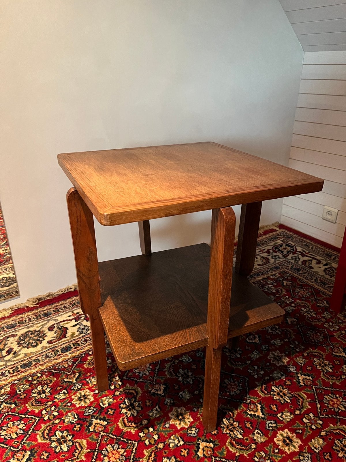 Table d'appoint carrée ancienne, Enlèvement