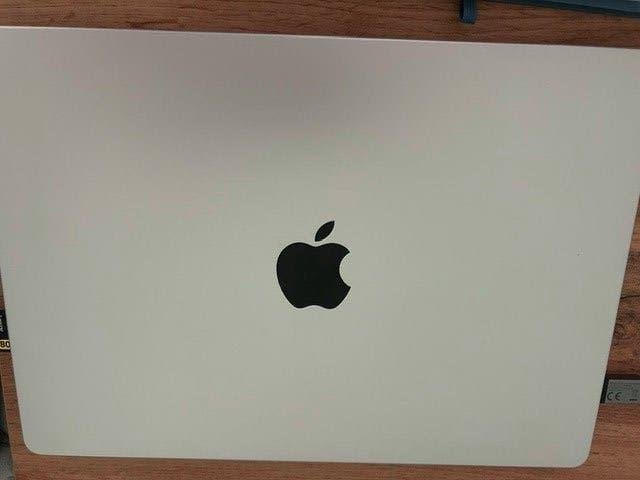 Apple Macbook Pro M4 24 GB, Informatique & Logiciels, Apple Macbooks, Autres tailles, Comme neuf, 4 Ghz ou plus, 1 TB ou plus