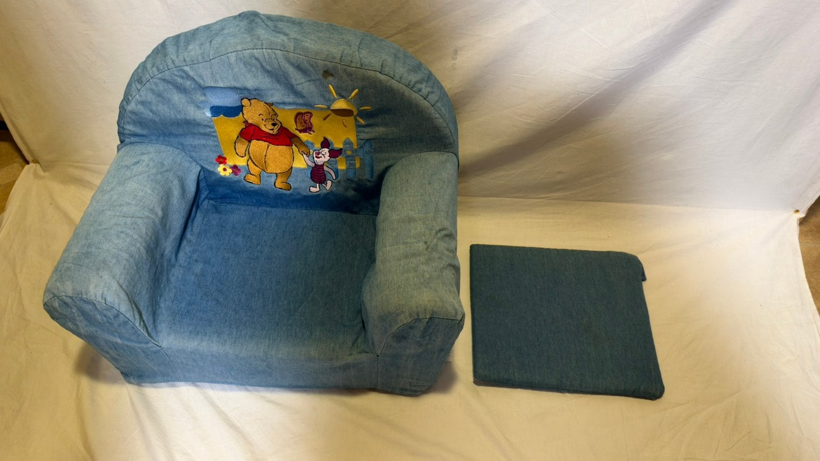 Blauwe Winnie De Poeh Stoffen Zachte Baby Zetel/Zitje!, Kinderen en Baby's, Ophalen of Verzenden, Zo goed als nieuw, Stoel(en)