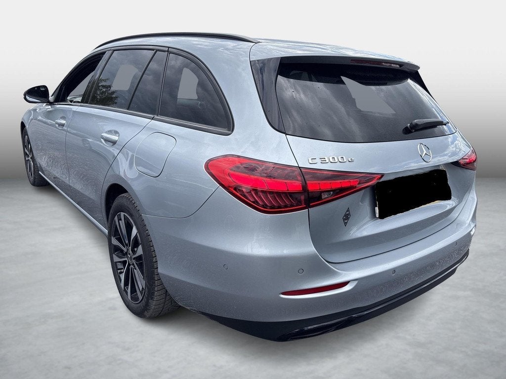 Mercedes-Benz C-Klasse 300 e Break Luxury Line | Verwarmde Z, Auto's, Automaat, 4 cilinders, https://public.car-pass.be/vhr/1c1ad529-7e77-46d9-8b69-c8eb95982f70