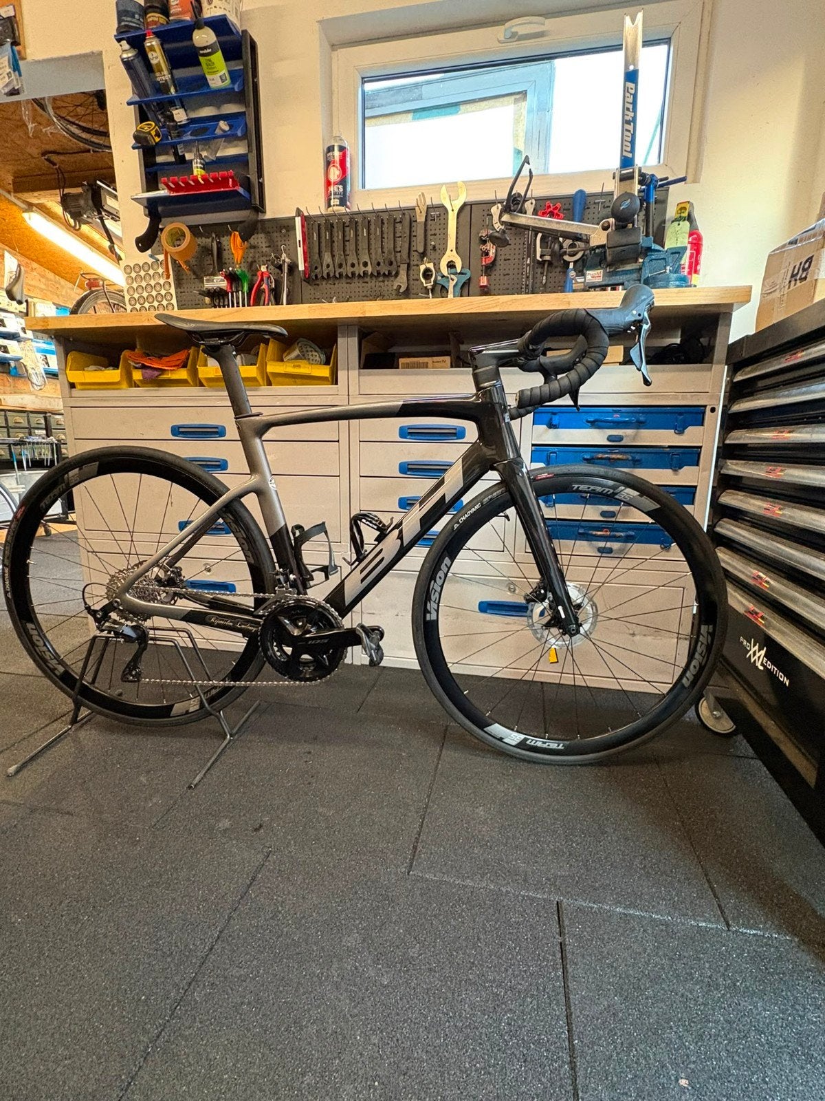 BH bike Ld303 -Rs1, 28 inch, Carbon, 10 tot 15 versnellingen, Heren