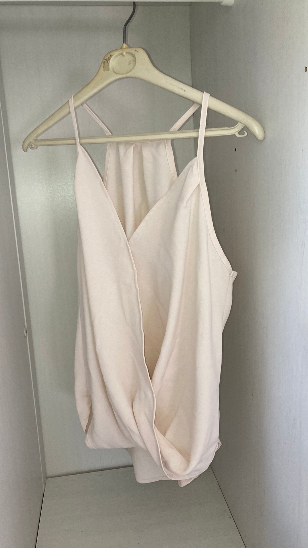 Crèmewitte tanktop Shein, Kleding | Dames, Topjes, Overige kleuren, Ophalen of Verzenden, Zo goed als nieuw, Zonder mouw