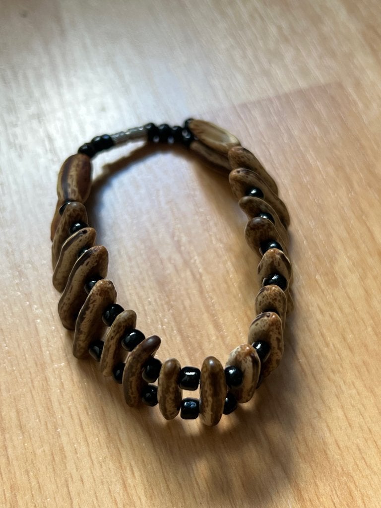 Handmade fantasiejuwelen uit Costa Rica en Nicaragua, Ophalen of Verzenden, Nieuw, Hout, Met bedels of kralen