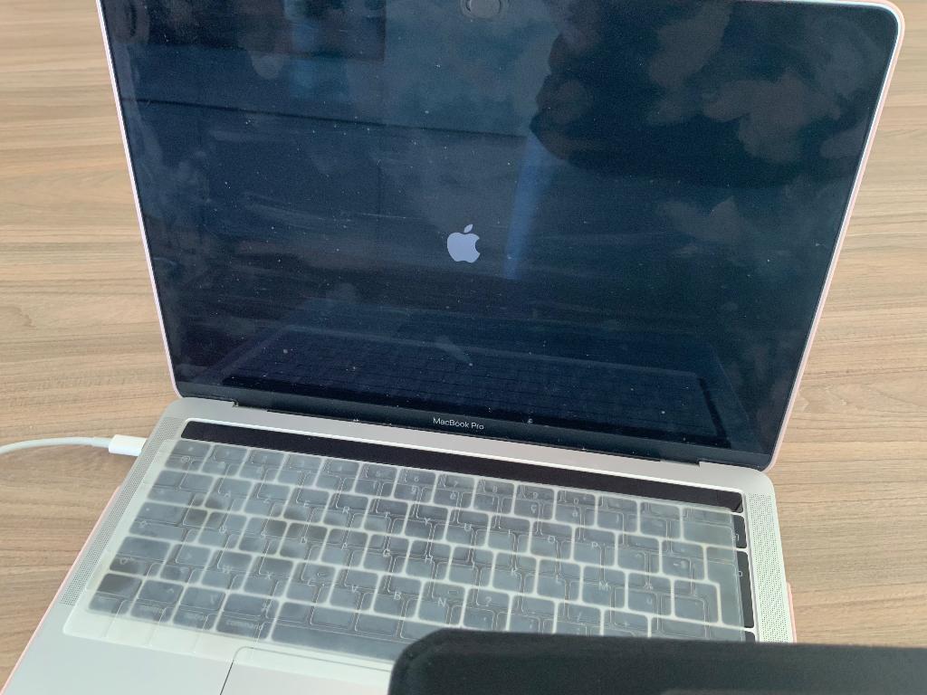 MacBook Pro 13inc, Computers en Software, Apple Macbooks, Gebruikt, 256 GB, 2 tot 3 Ghz, 13 inch