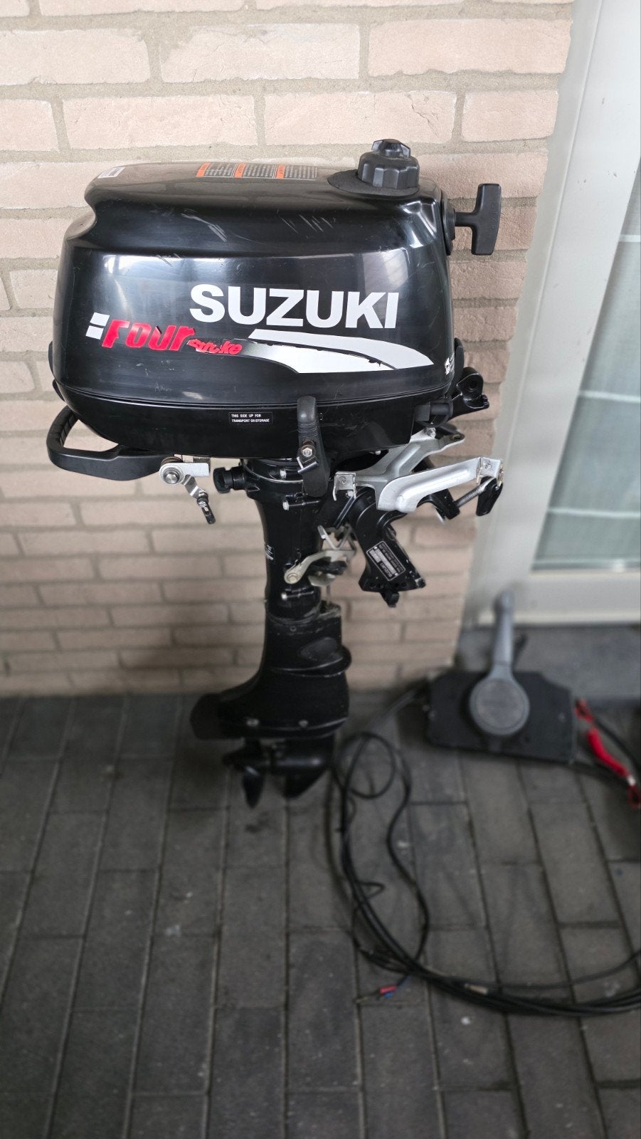 Suzuki DF6 4 temps complet avec télécommande., Sports nautiques & Bateaux, Enlèvement, Avec télécommande