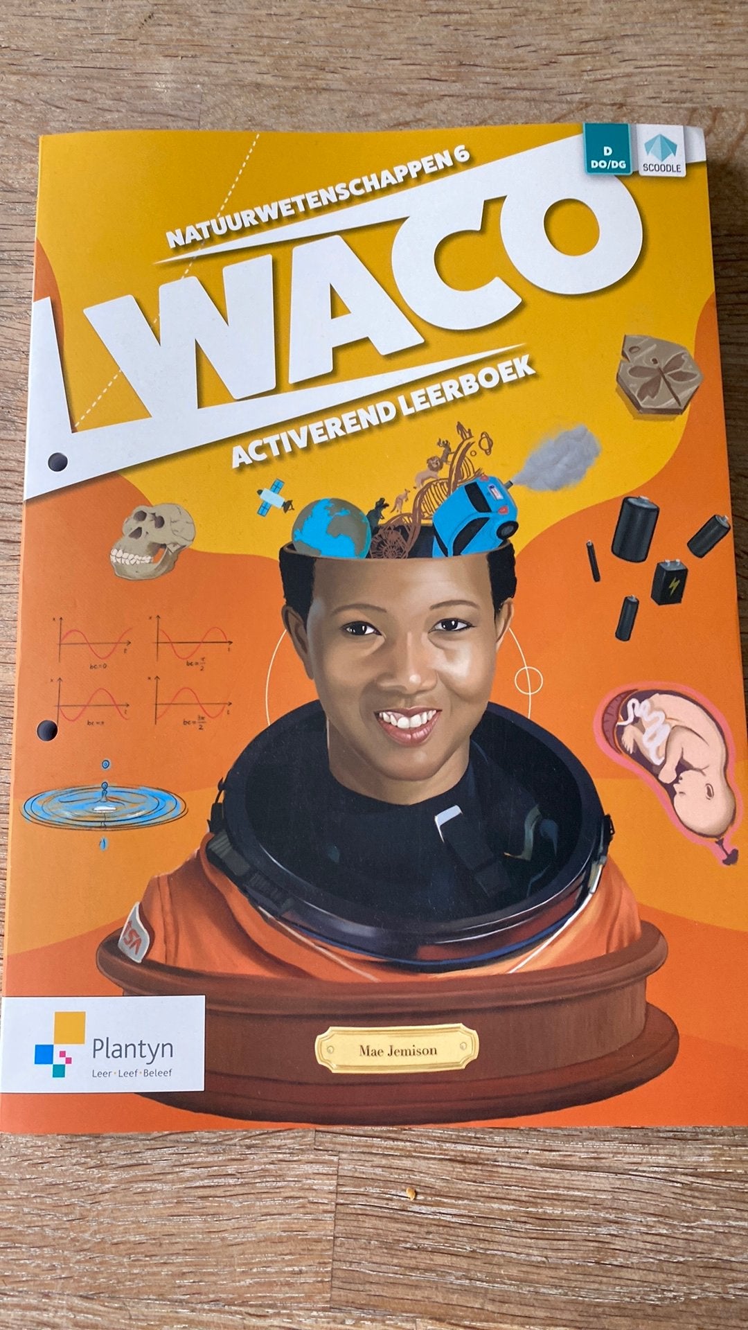 Natuurwetenschappen 6 WACO activerend leerboek, Ophalen of Verzenden, Zo goed als nieuw