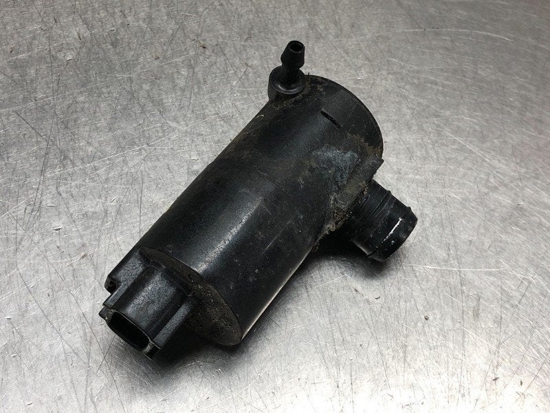 LAVE-GLACE POMPE AVANT Toyota Auris (E15) (01-2006/09-2012), Utilisé, Toyota