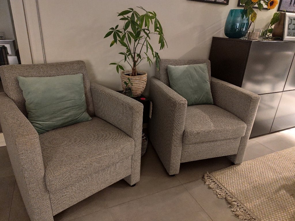 2 zeteltjes met grijs poefje in zeer goede staat, Huis en Inrichting, Fauteuils, Ophalen, Gebruikt, Minder dan 75 cm, 50 tot 75 cm
