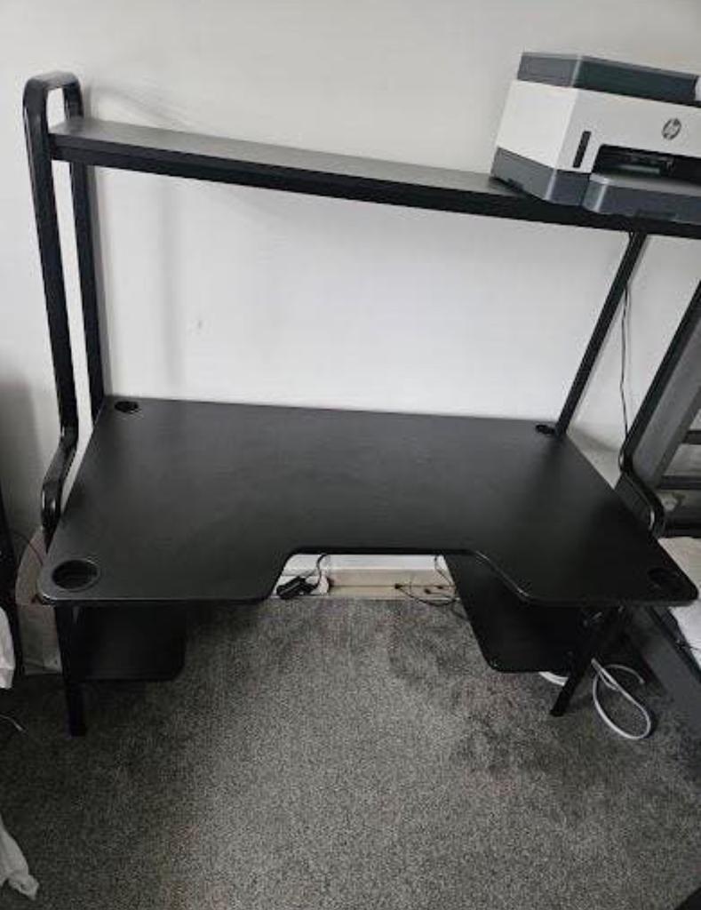 Ikea FREDDE gaming bureau, Ophalen, Zo goed als nieuw, IKEA, Gamingbureau