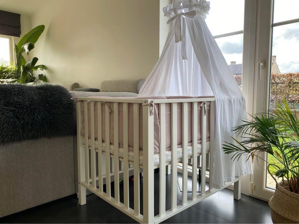 Park met parklegger, bumpers en hemel, Enfants & Bébés, Berceaux & Lits, Comme neuf, Lit, Enlèvement