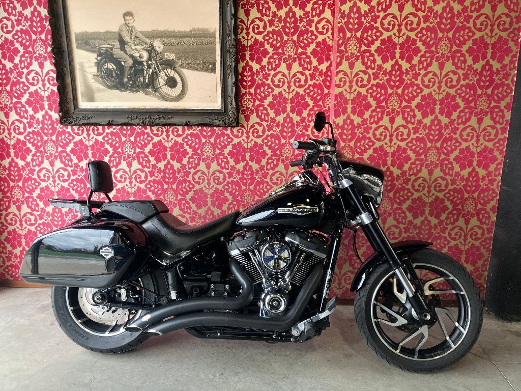 Harley Davidson Sport Glide 107 avec garantie, Motos, Permis Moto A, 1745 cm³, Entreprise, Occasion