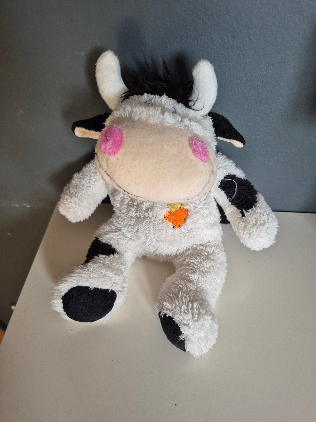 knuffel koe goede staat 30 cm paar stiksels los, Ophalen of Verzenden, Koe