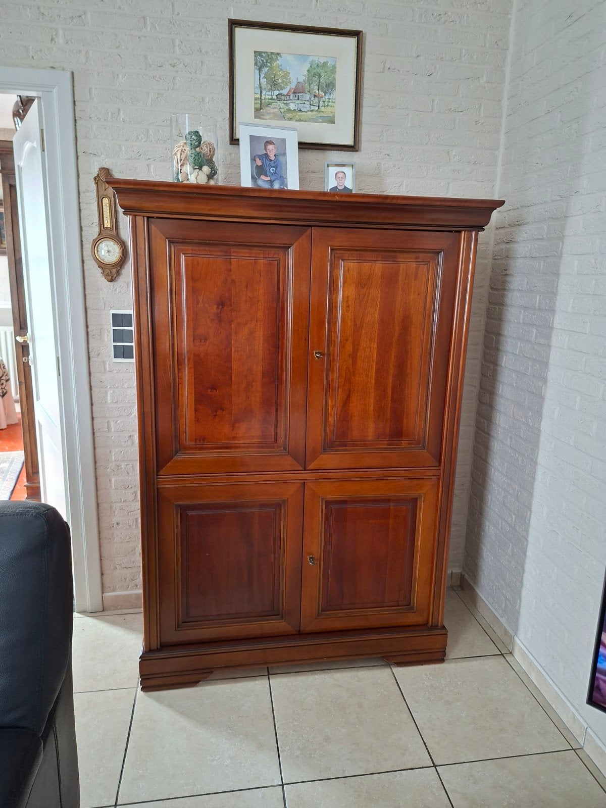 kast kerselaar, Ophalen