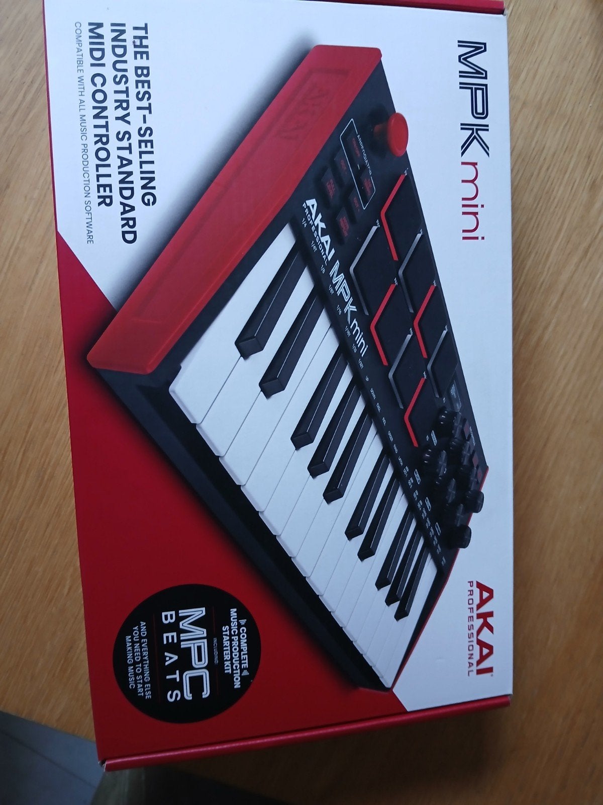 MPK mini akaï, Muziek en Instrumenten, Midi-apparatuur