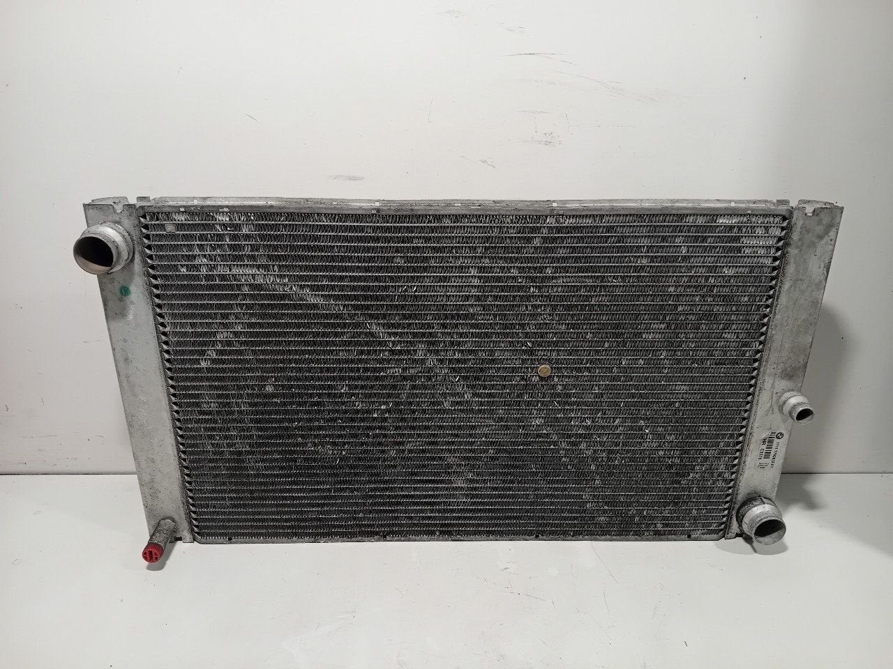 Radiateur BMW 5 serie, BMW, Onderdelen@venauto.nl, Van der Ven Autorecycling B.V., Ettenseweg 76, 4706 PB Roosendaal, The Netherlands