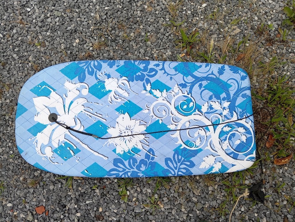 Planche de surf, Enlèvement, Comme neuf, Autres types, Avec cordage