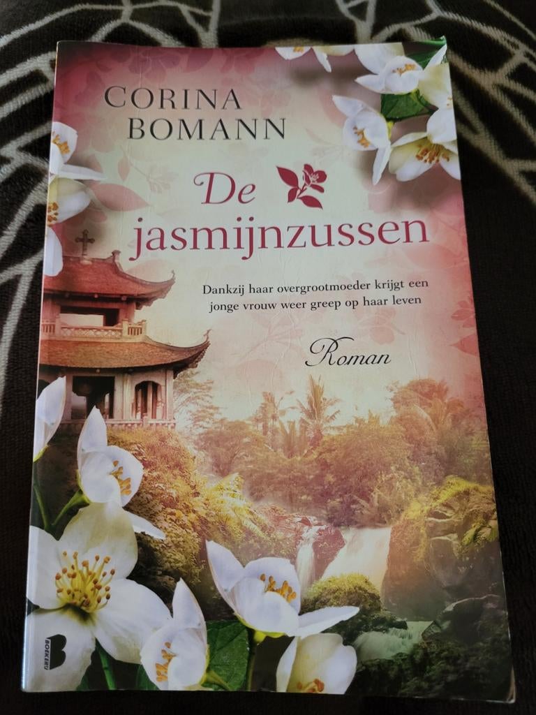 Corina Bomann - De Jasmijnzussen, Boeken, Ophalen of Verzenden, Gelezen, Corina Bomann
