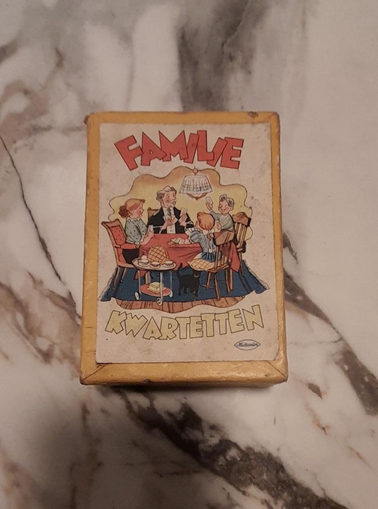 Retro Familie kwartet, Verzamelen, Speelkaarten, Jokers en Kwartetten, Ophalen of Verzenden, Gebruikt