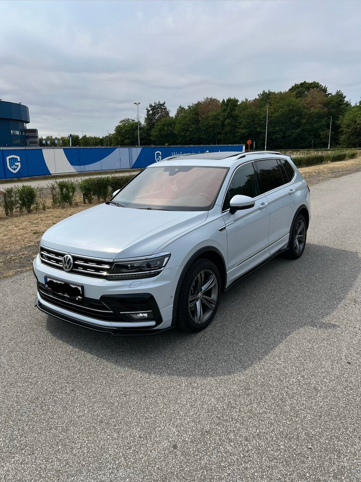 Volkswagen tiguan alspace  R line 2018 7zit, Parkeerassistent, Leder, Diesel, 5 deurs