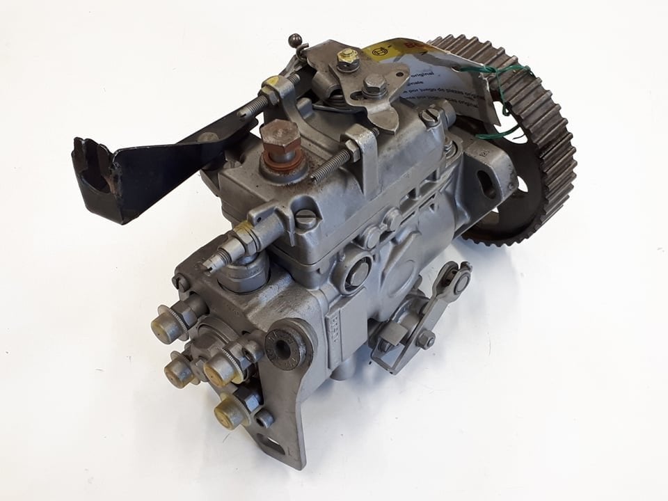 GEZOCHT Bosch VE diesel injectiepomp 0 460 494 132, Autos : Pièces & Accessoires, Pompes à essence, Enlèvement ou Envoi, Utilisé