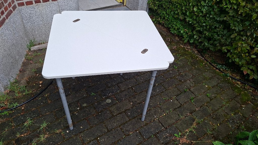 Dichtklapbare tafel, Ophalen, Kunststof, Gebruikt, 50 tot 100 cm