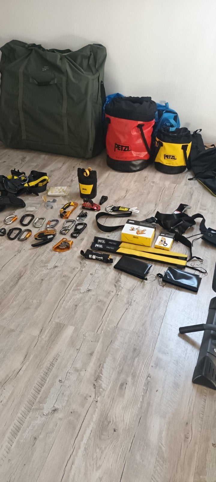 Petzl-set voor werken op hoogte, Doe-het-zelf en Bouw, Ophalen
