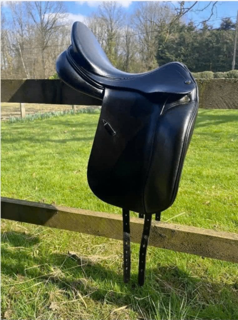 Prestige dressuurzadel, Ophalen, Gebruikt, Dressuur, M (17 inch)