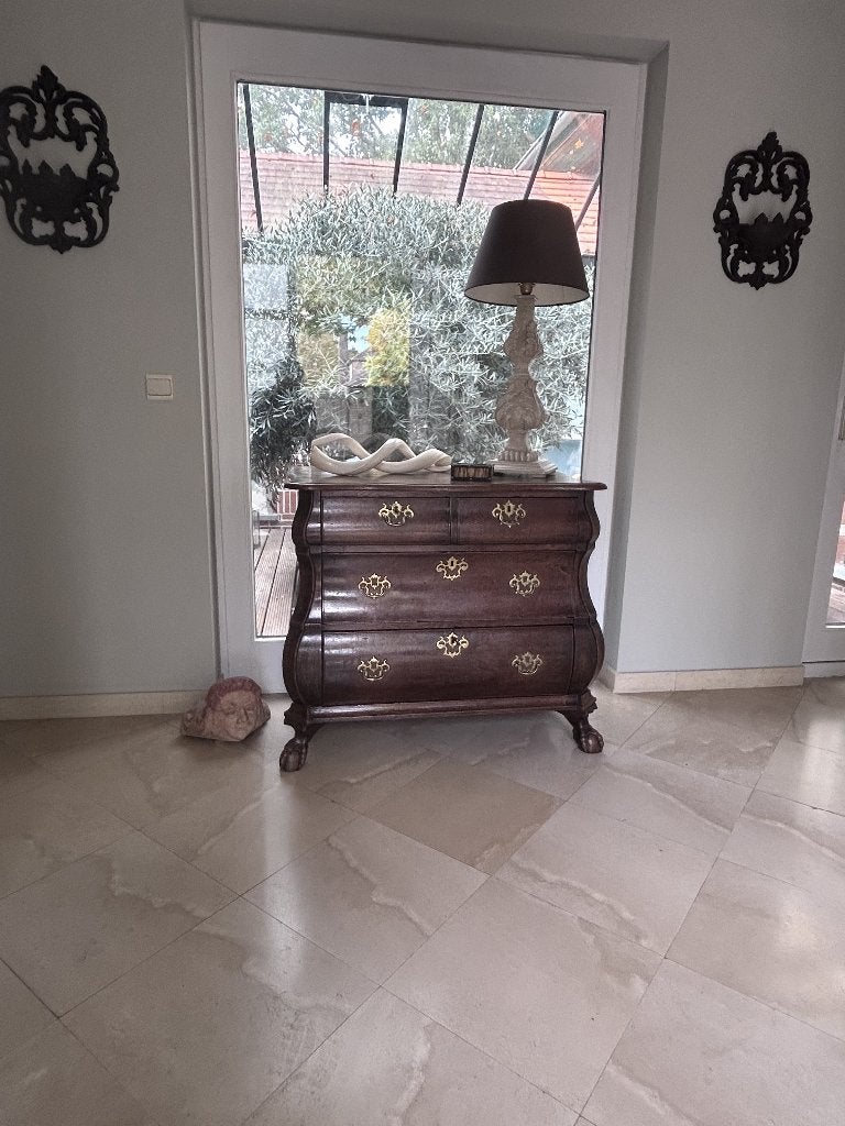 Très belle commode Hollandaise  en noyer début 19eme, Enlèvement