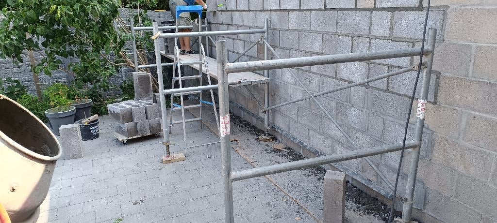 stelling / steiger tot 6m, Ophalen, Gebruikt, Gevelsteiger