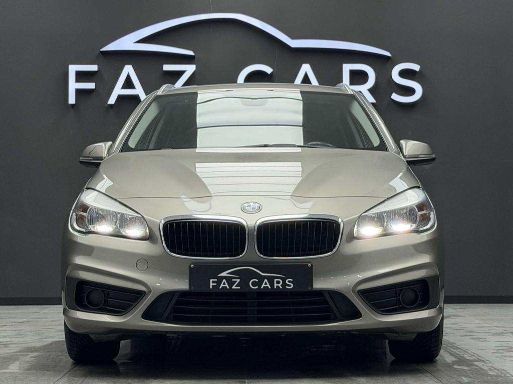 BMW 2 Serie 218 i Active Tourer * 1ER PROP + CLIM + GARANTIE, Auto's, BMW, Stof, Gebruikt, 136 pk, Bedrijf