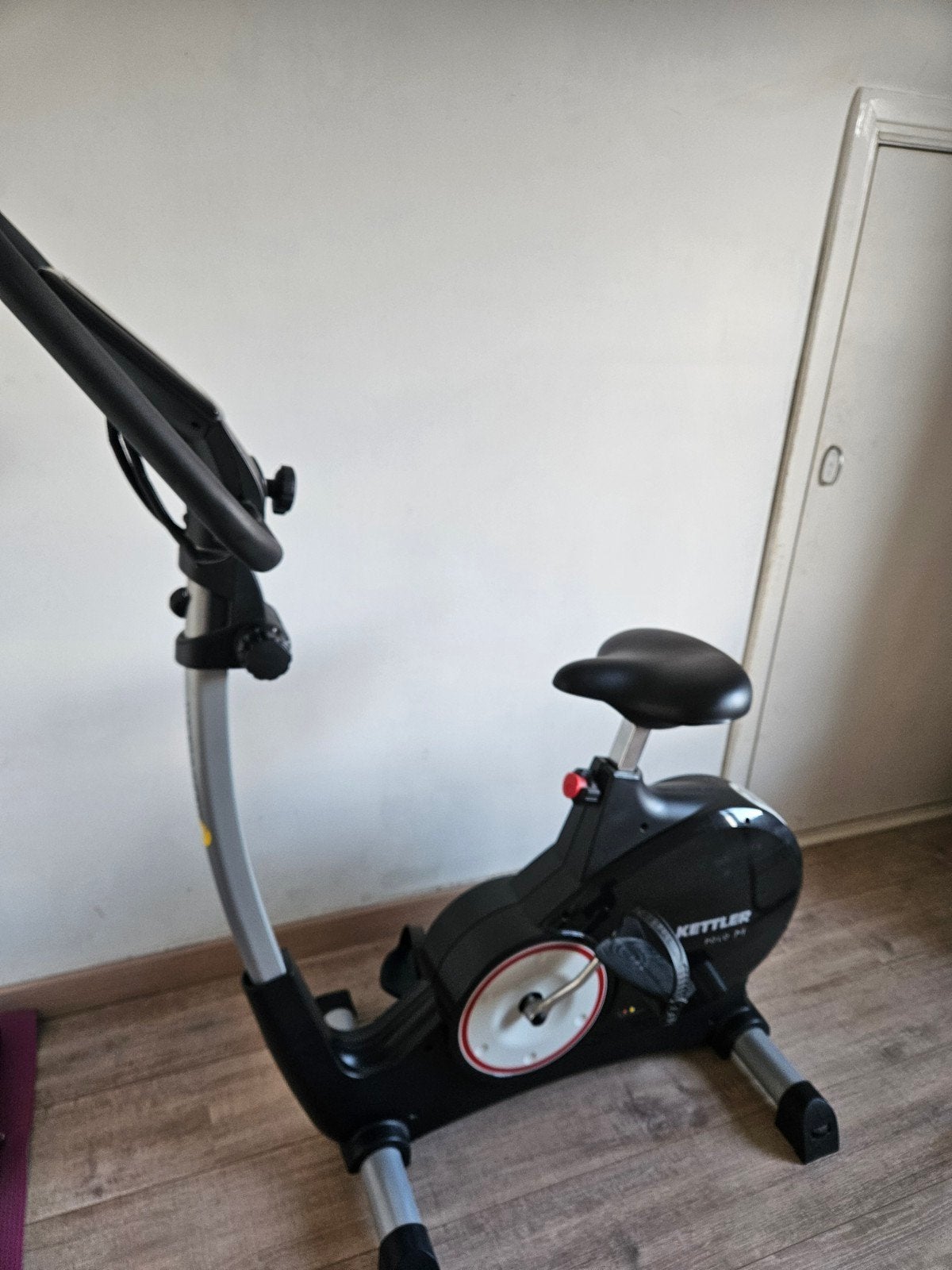 Hometrainer Kettler, Ophalen, Zo goed als nieuw, Metaal, Benen