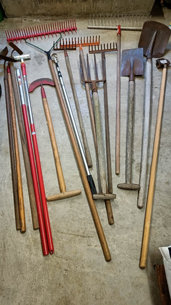 Diverse hand tuin gereedschappen vanaf 2 euro, Ophalen, Gebruikt, Hark