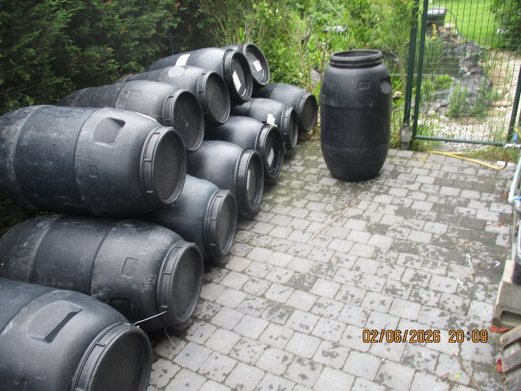 bidons 250 litres, Enlèvement