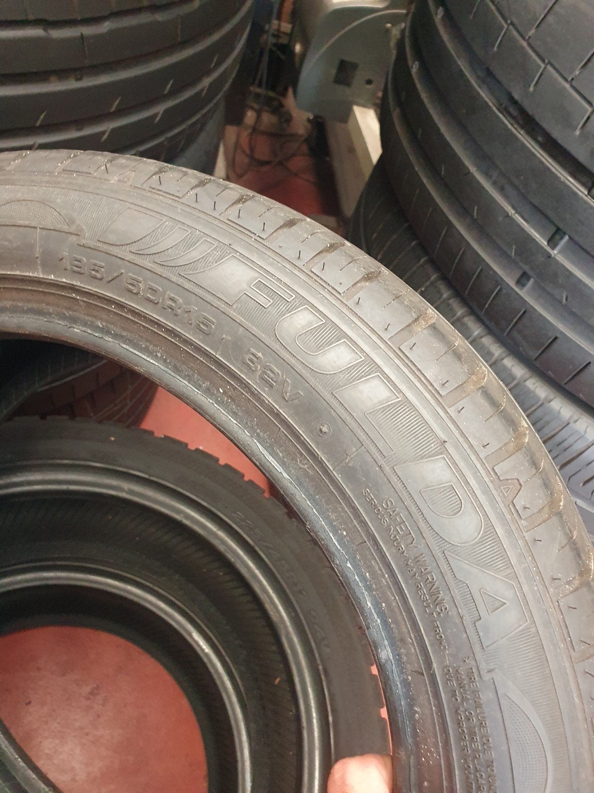 195/50R15 FULDA TOP QUALITÉ AVEC MONTAGE ET ÉQUILIBRAGE, Autos : Pièces & Accessoires, Enlèvement